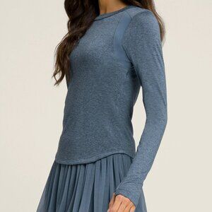 Wilson Ladies All Day Long Sleeve Tennis Top Slate Blue WW00428511 Sz S NWT